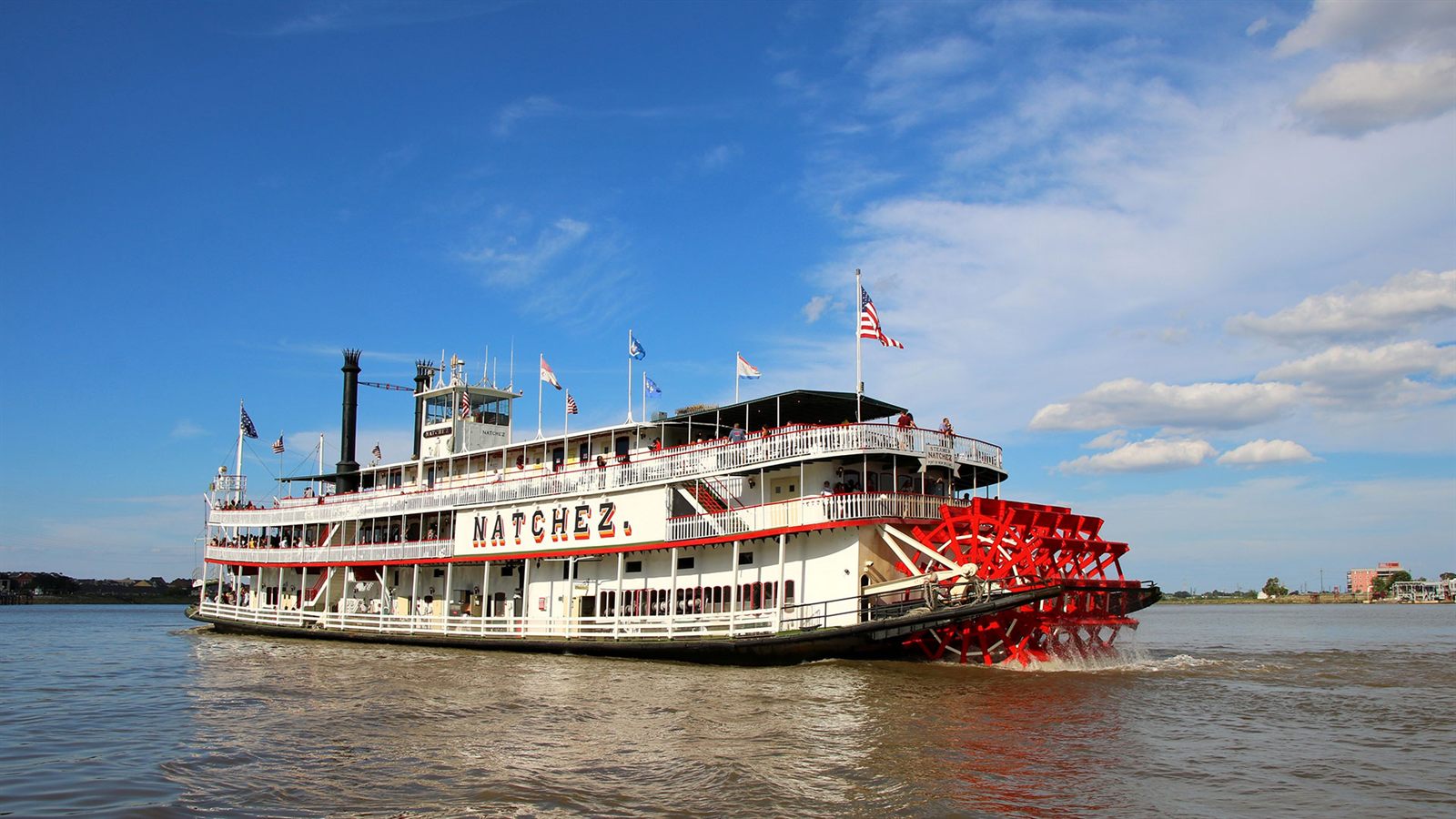 Paddlewheel steamboat on the Mississippi